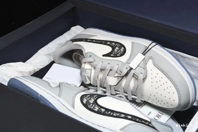 DR 553668-998 X AIR LOW 1 JORDAN 0924
